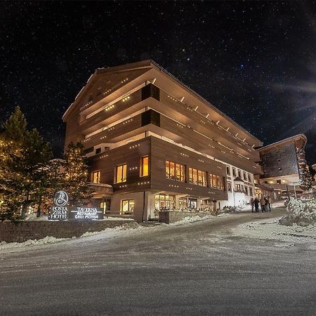 Posta Zirm Hotel Corvara In Badia Eksteriør bilde